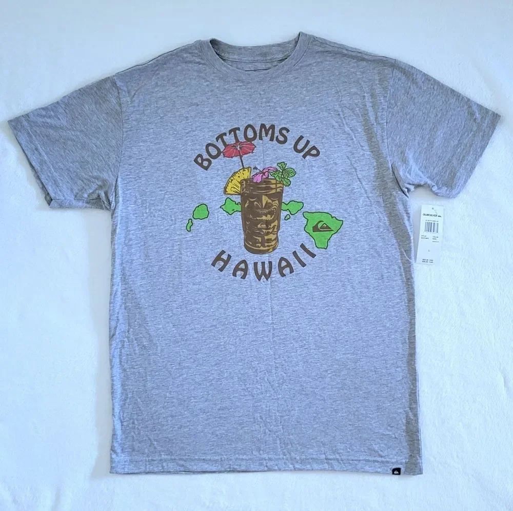 Quiksilver🏄♂️ "Bottoms Up Hawaii"🍹 Graphic Tee👕 - NWT